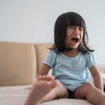 CON EM ĂN VẠ, DỖ KIỂU Gì CŨNG KHÔNG ĐƯỢC