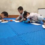 “Chọn việc dễ mà làm”